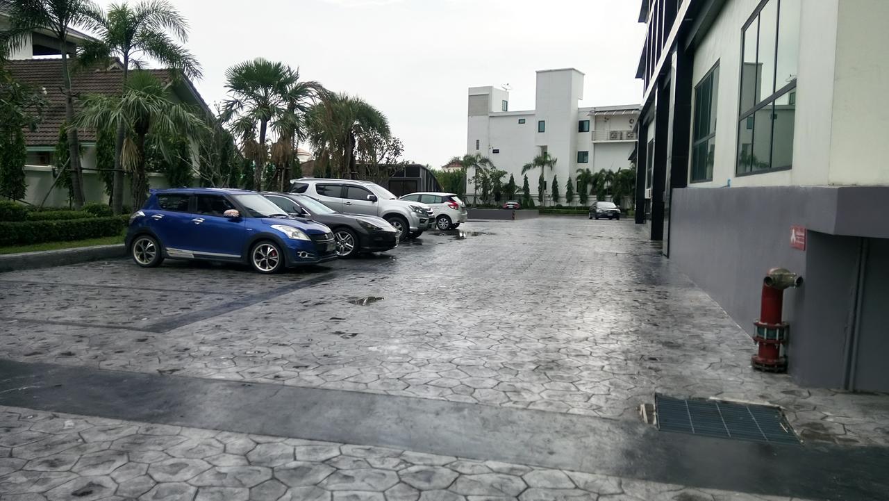 Dusit Grand Condo View Jomtien Beach Esterno foto